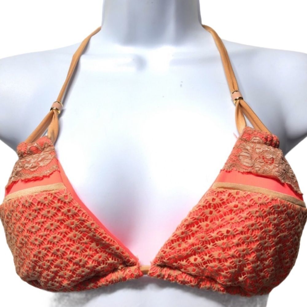 Beach Bunny Bikini Top